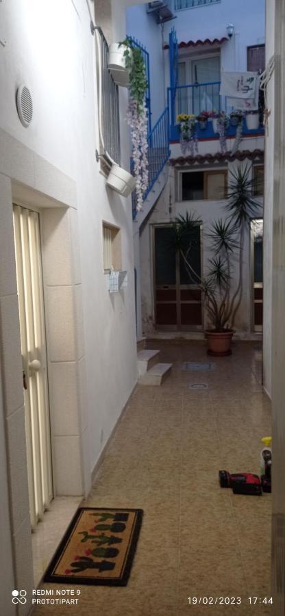 Casa Titanic Siracusa Syracuse Luaran gambar